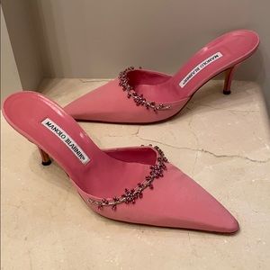 Manolo Blahnik pink slides size 36 1/2 good cond